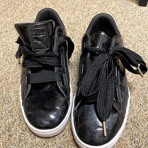 Black PUMA Basket women’s sneakers Faux Leather 10